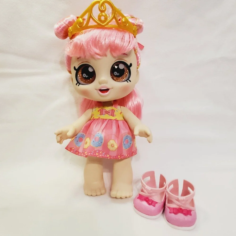Kindi Kids Dress Up Friends 10